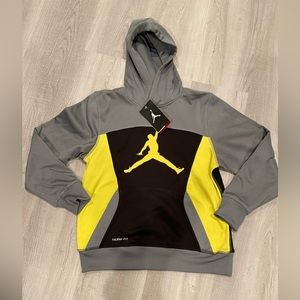 NWT JORDAN HOODIE. Yellow Jumpman. Black, yellow & gray. Perfect Conditi…